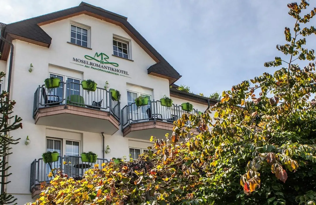 Moselromantik Hotel Am Panoramabogen-1